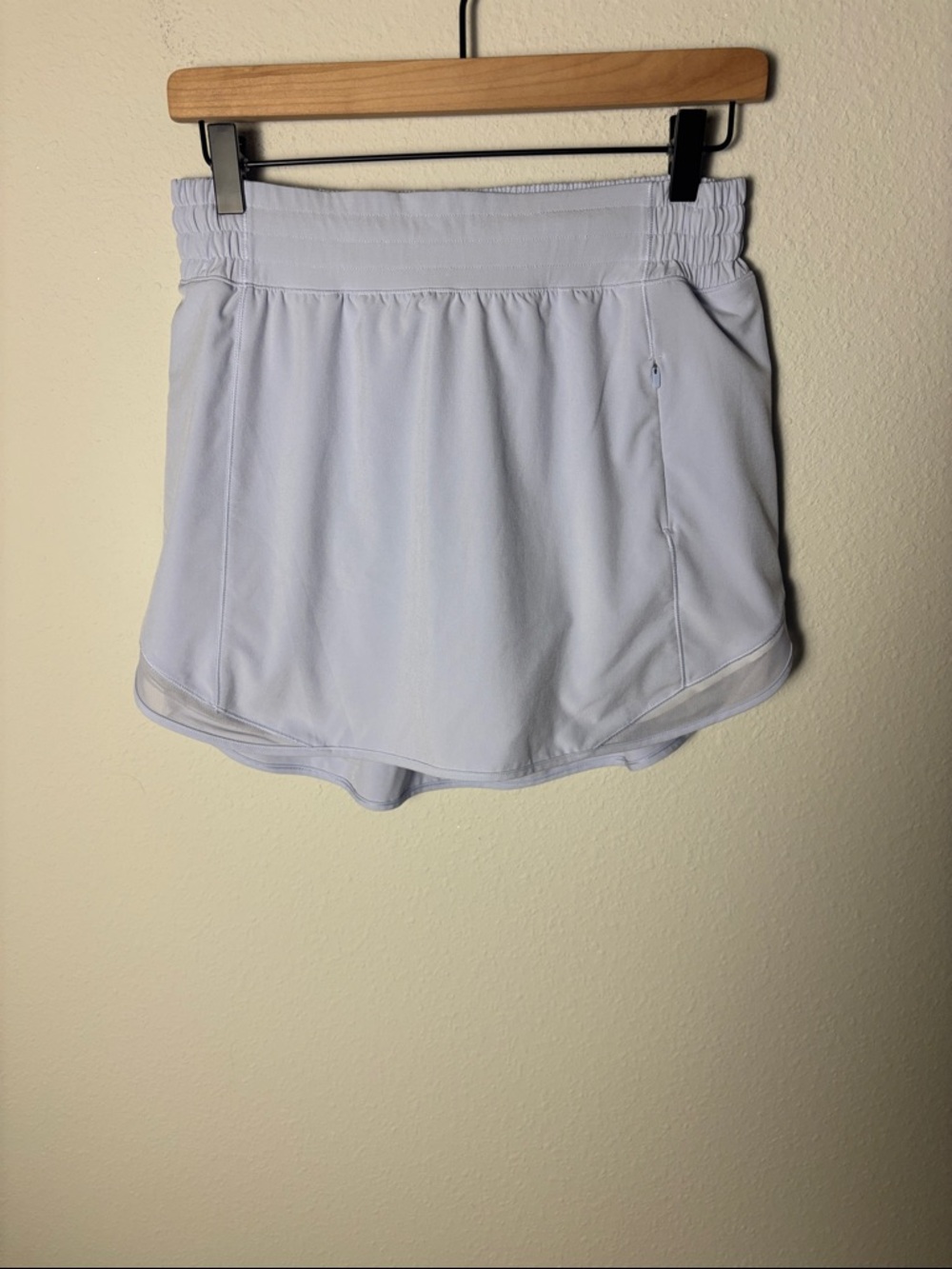 Lululemon Hotty Hot High-Rise Skirt
Pastel Blue W8AEOR